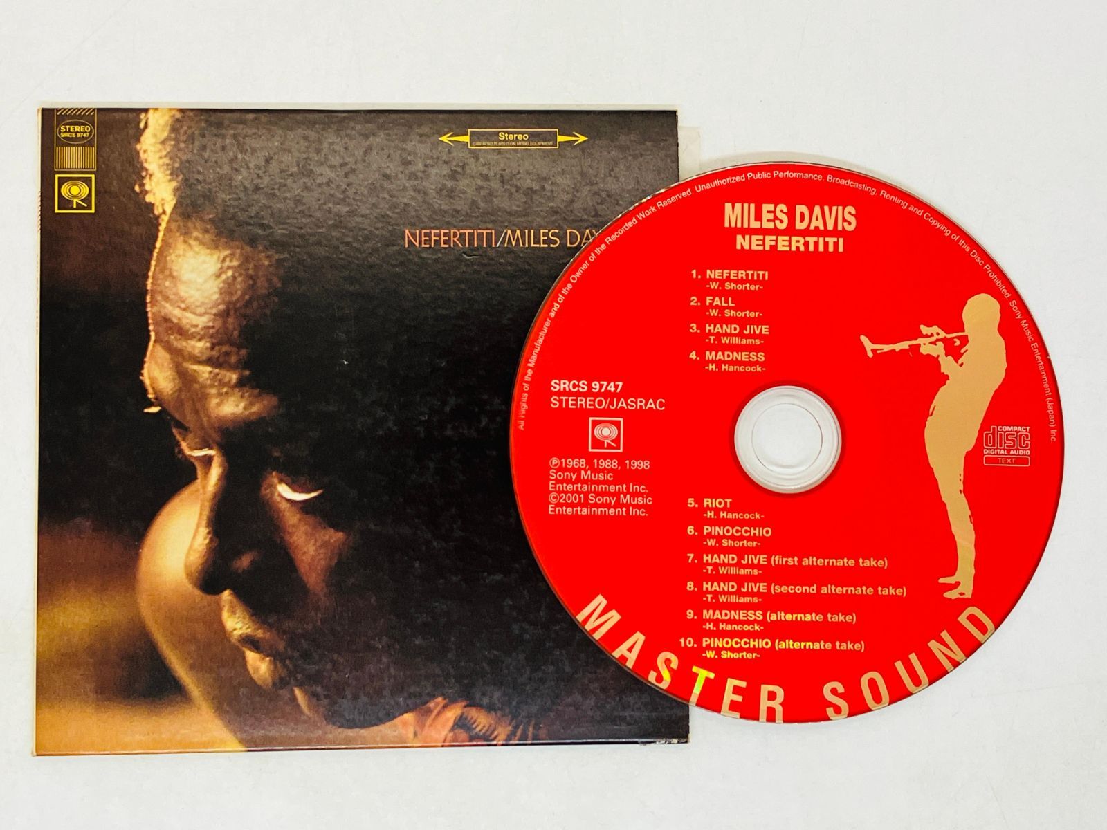 CD MILES DAVIS NEFERTITI ネフェルティティ マイルス・デイビス 紙