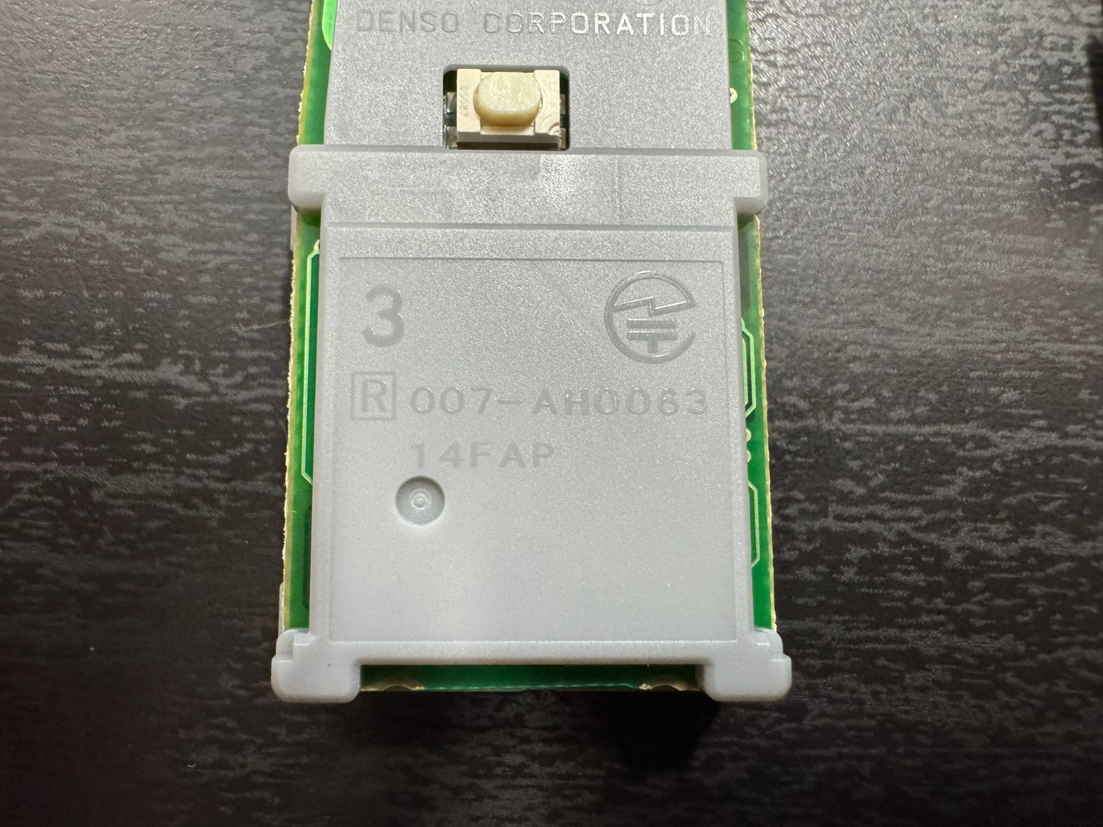 トヨタ 純正 ランドクルーザー スマートキー 美品 - メルカリ