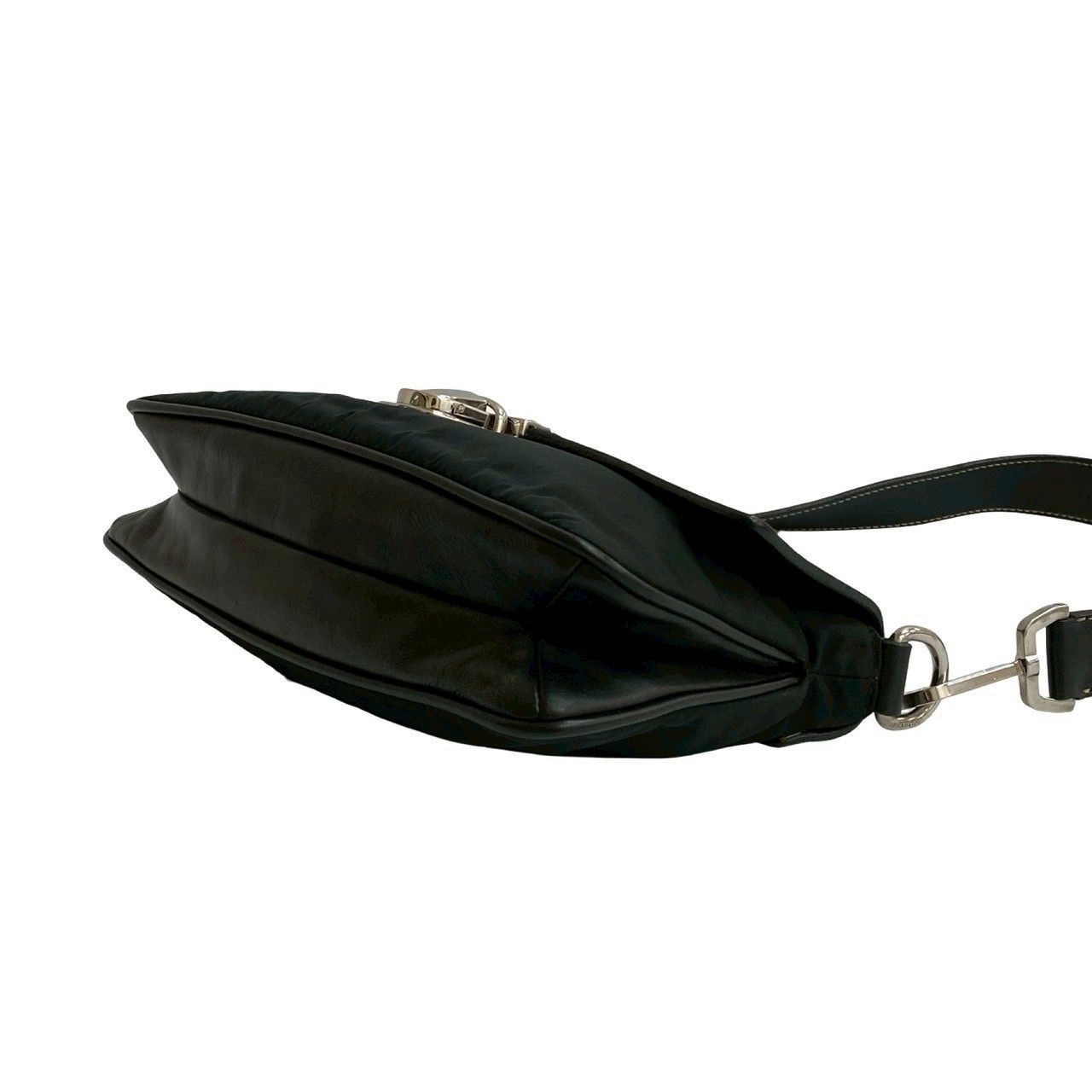 【極美品 】PRADA テスート ナイロン ハンドバッグ 三角ロゴ　肩掛け　黒 PRADA - 極美品 プラダ テスート ナイロン 三角ロゴ トート