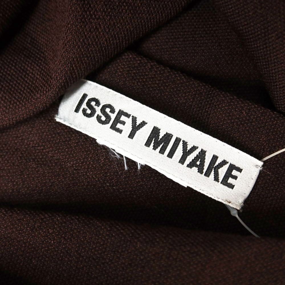 中古】イッセイミヤケ ISSEY MIYAKE 2024年秋冬 ウール系 ブラウス  