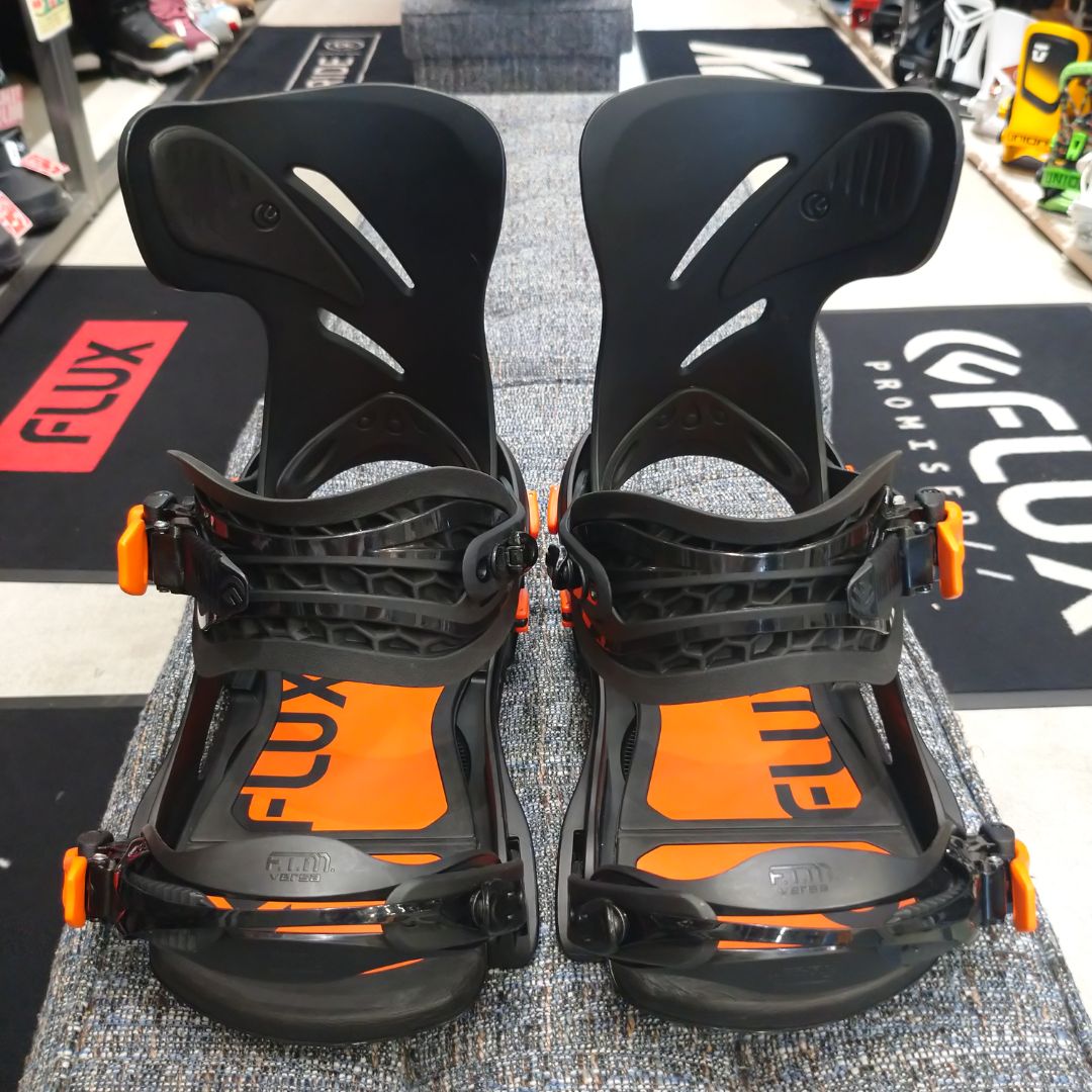 FLUX GT 22-23 Lサイズ ムラスポ公式】FLUX フラックス GT（ブラック） Lサイズ 22-23