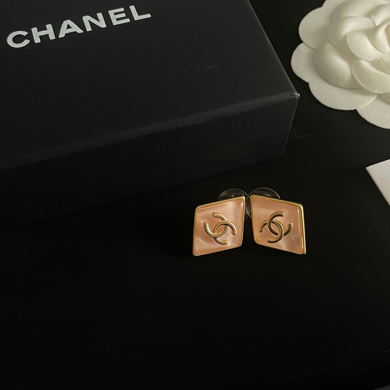 シャネルピアス ゴールド 本日限定セール　値下げ交渉不可 楽天市場】シャネル CHANEL ピアス ゴールド レディース abd519
