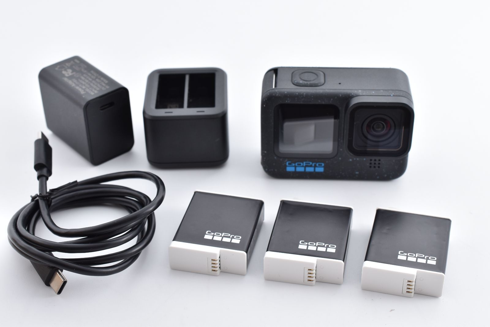 極上品】GoPro HERO 12 / 純正バッテリー3個 デュアル 極上品】GoPro HERO 12 / 純正バッテリー3個 デュアル