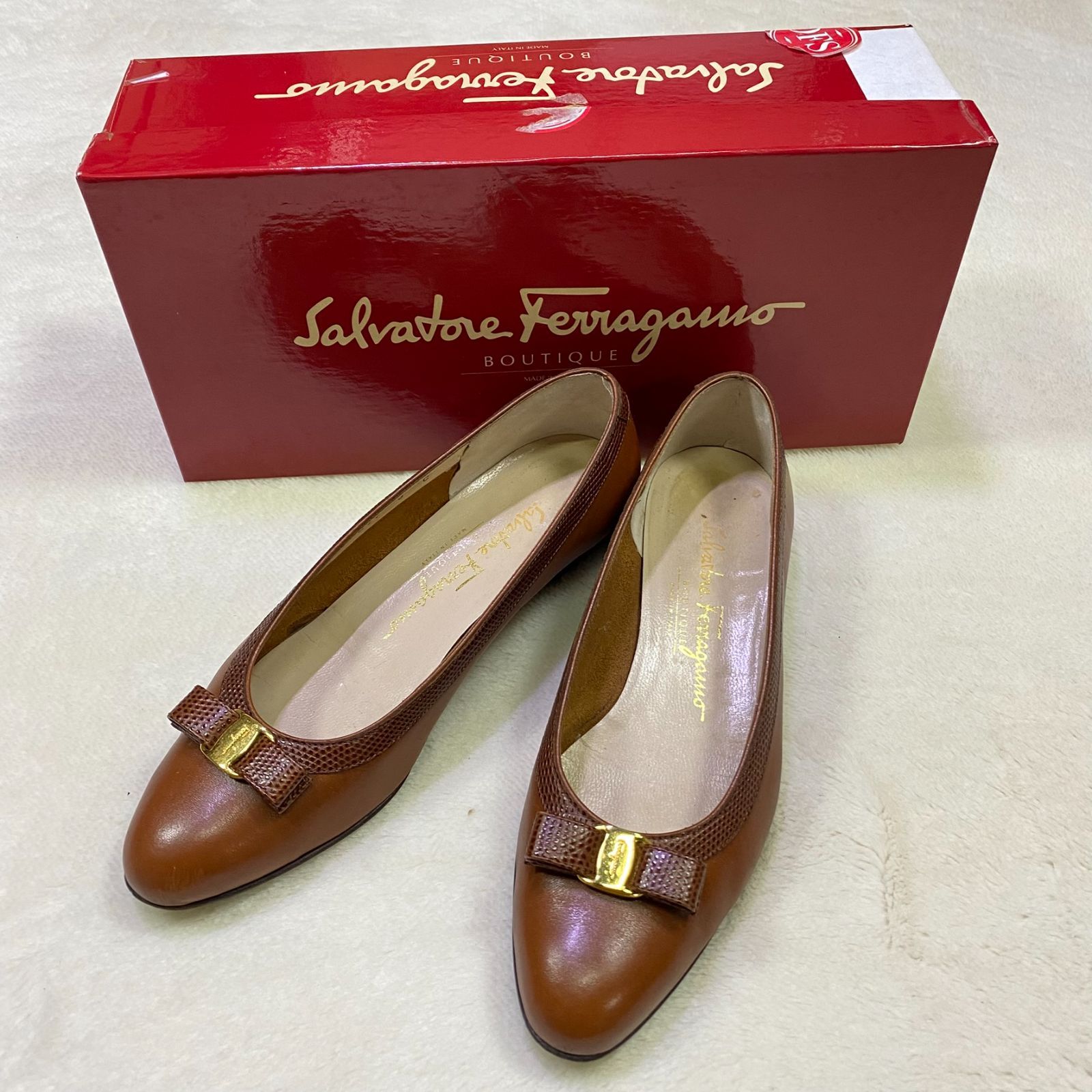 Salvatore Ferragamo・サルヴァトーレフェラガモ 23cm パンプス ヴァラ 