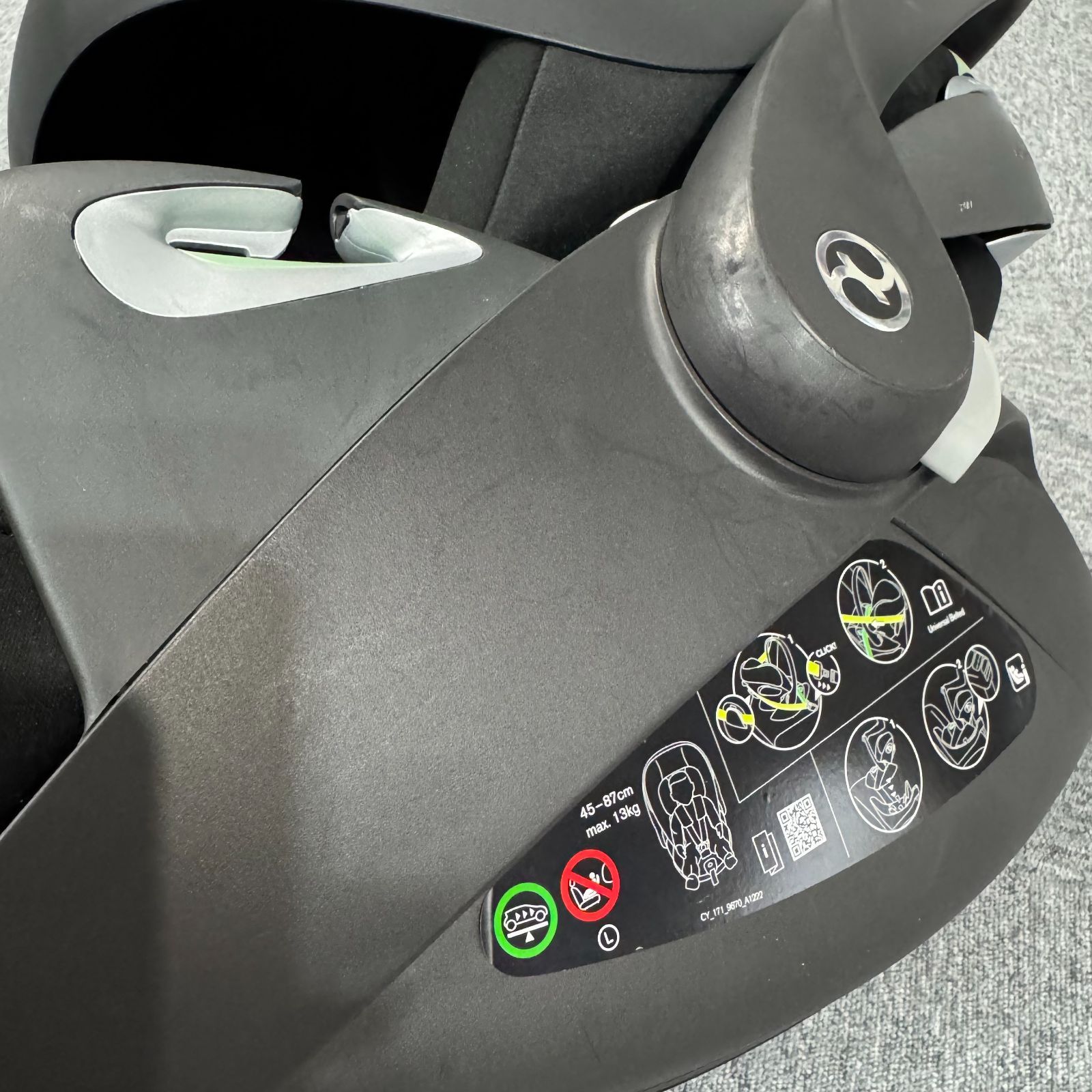 中古美品】ベビーシート CYBEX サイベックス CLOUD クラウド T i-SIZE 