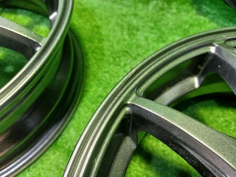 スポーツアヴェリア