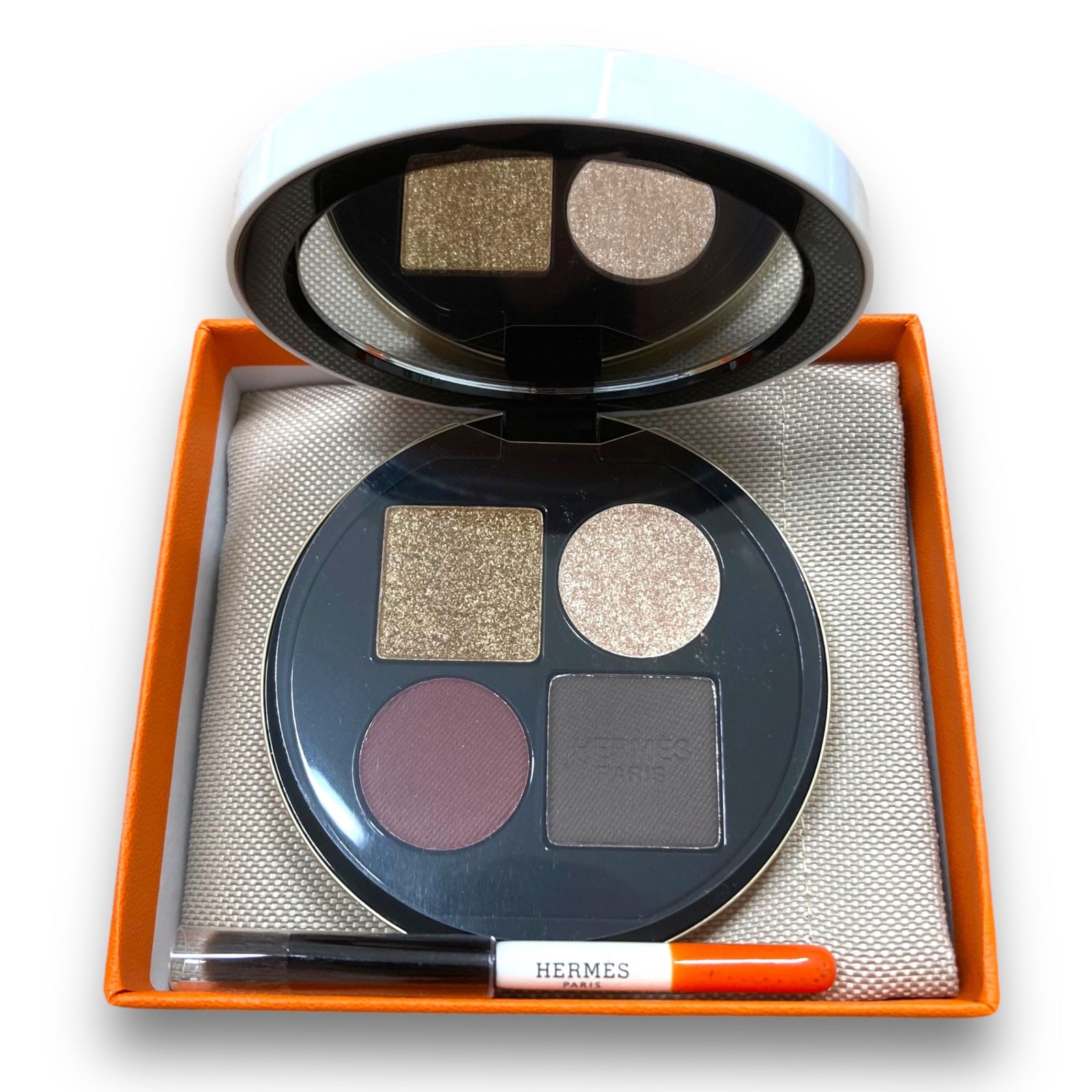 アイシャドウ03 オンブルドゥエルメス パレットクワテュールオンブル