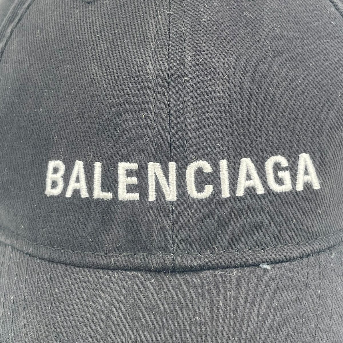 BALENCIAGA - 【中古】 BALENCIAGA バレンシアガ 782787410B21077 ロゴ刺繍 ベースボールキャップ 男女兼用 ユニセックス ブラック 25018376 KJ 中古】 BALENCIAGA バレンシアガ 782787410B21077 ロゴ刺繍