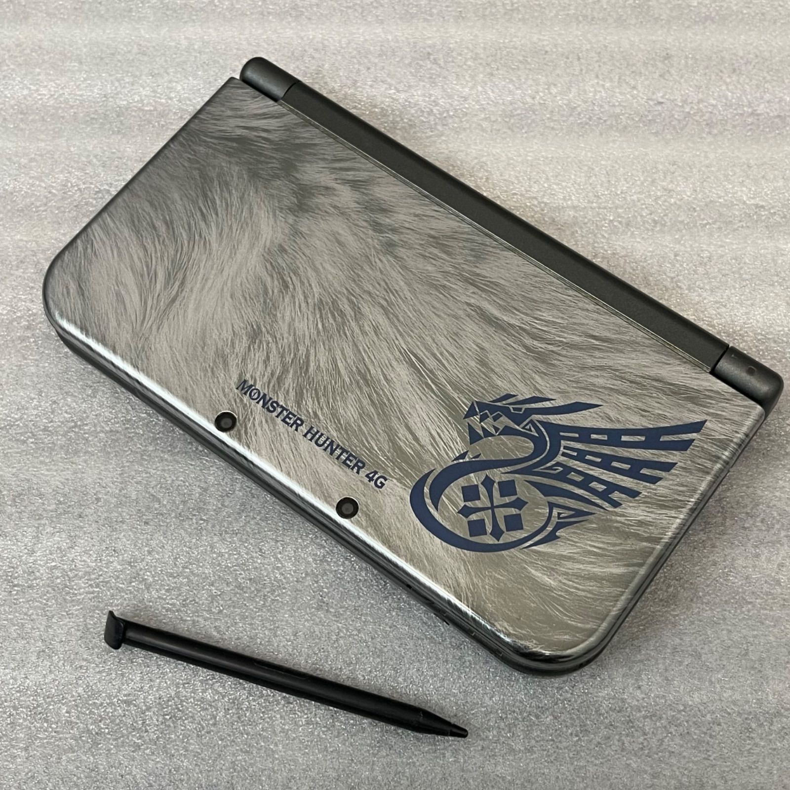 【NPA】New Nintendo 3DS LL MH4Gモデル モンスターハンター4Gモデル