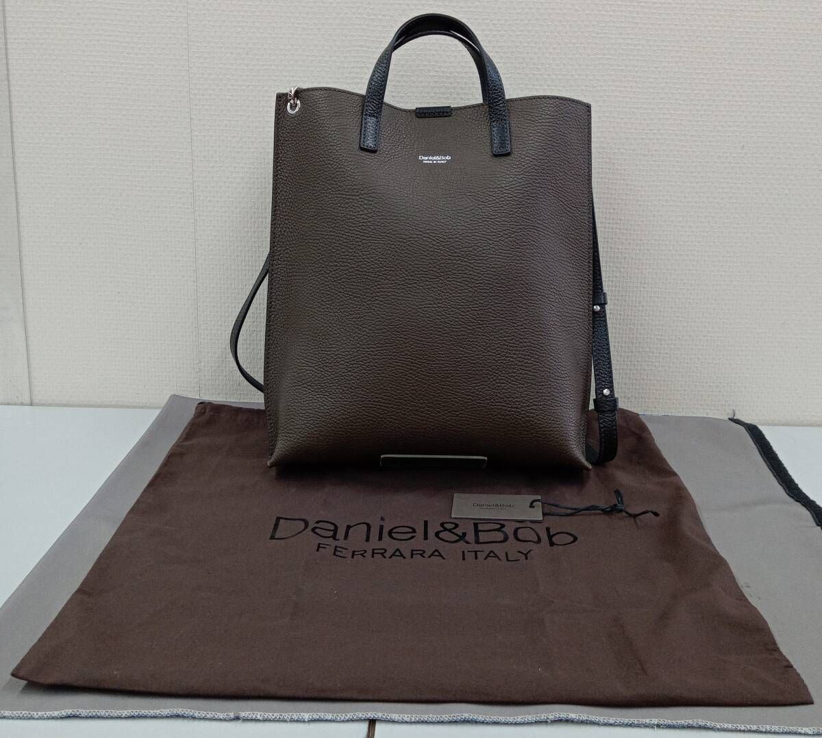 ドルチェ ＆ ガッバーナ ロゴ トート ショルダー バッグ ブラック