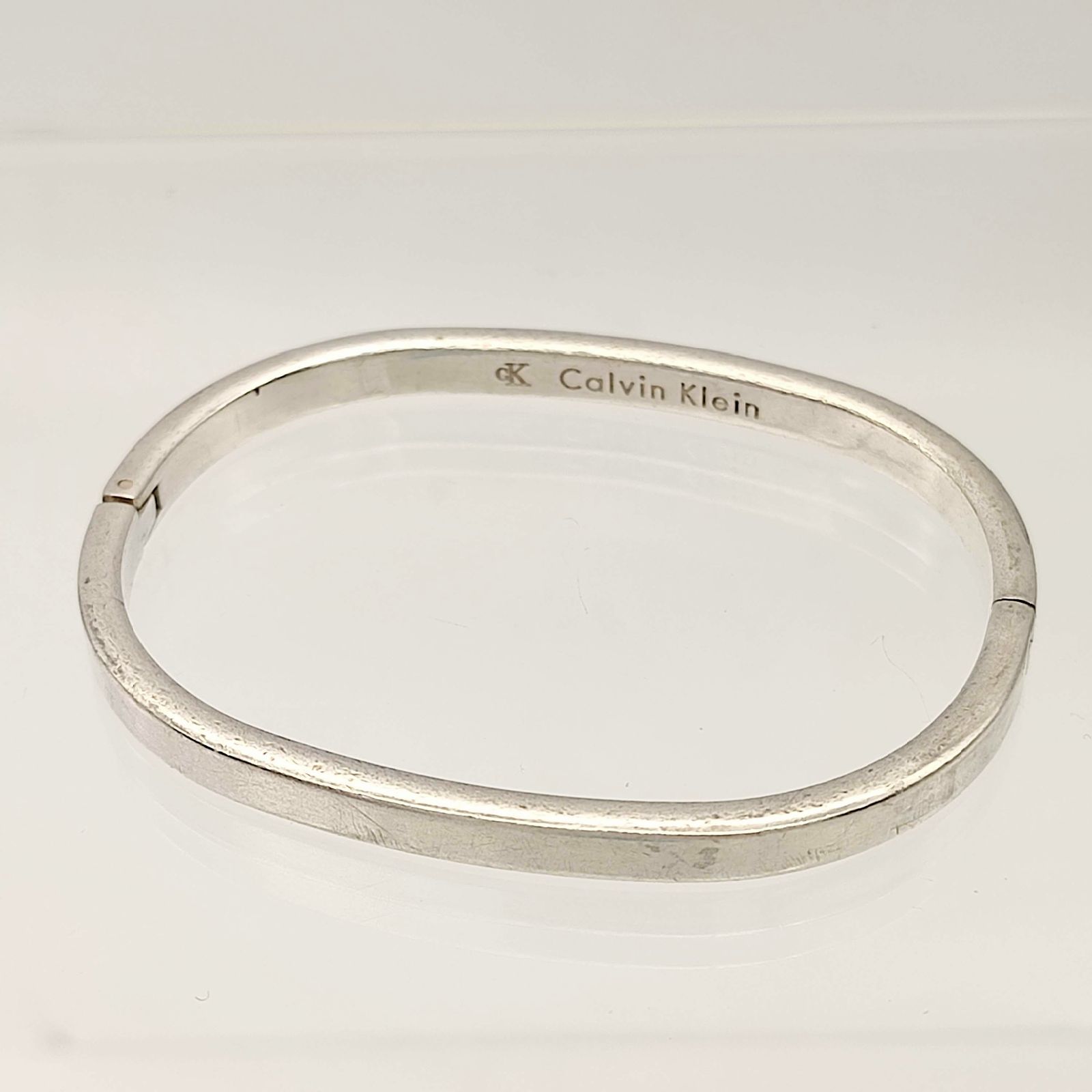 美品】Calvin Klein カルバンクライン CK シルバーバングル 