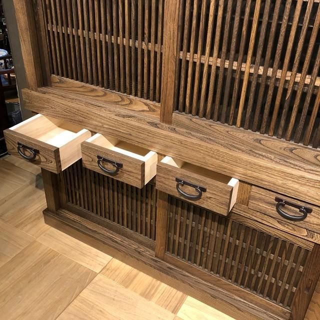 水屋箪笥 茶箪笥 食器棚 和家具 民芸調家具 アンティーク タモ