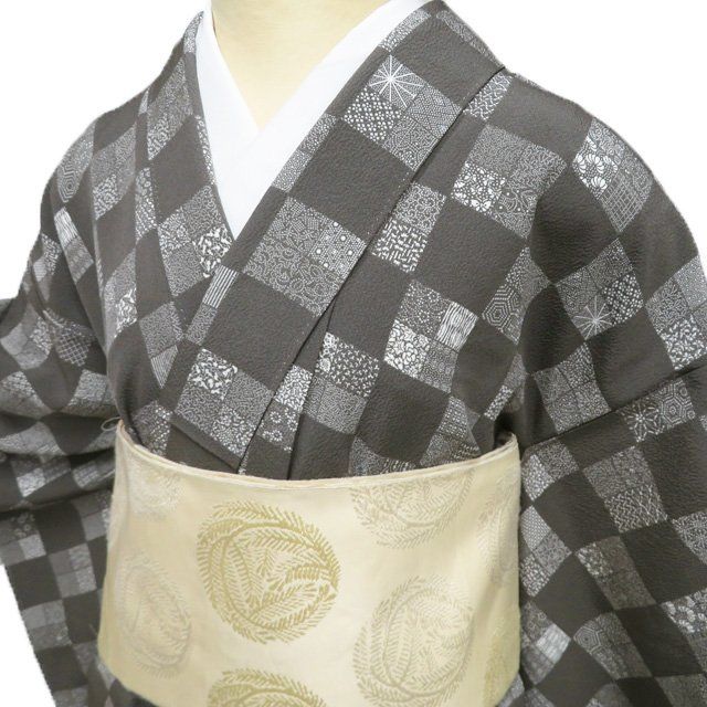 小紋 着物 未使用 正絹 袷 市松取り 江戸小紋柄 憲法染色 A1219
