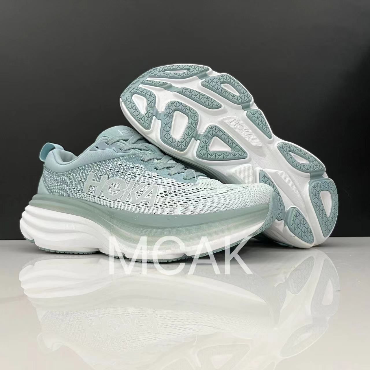 HOKA ONE ONE BONDI 8 ホカオネオネ ボンダイ8 ランニングシューズ スニーカー 軽量 耐久性 レディース