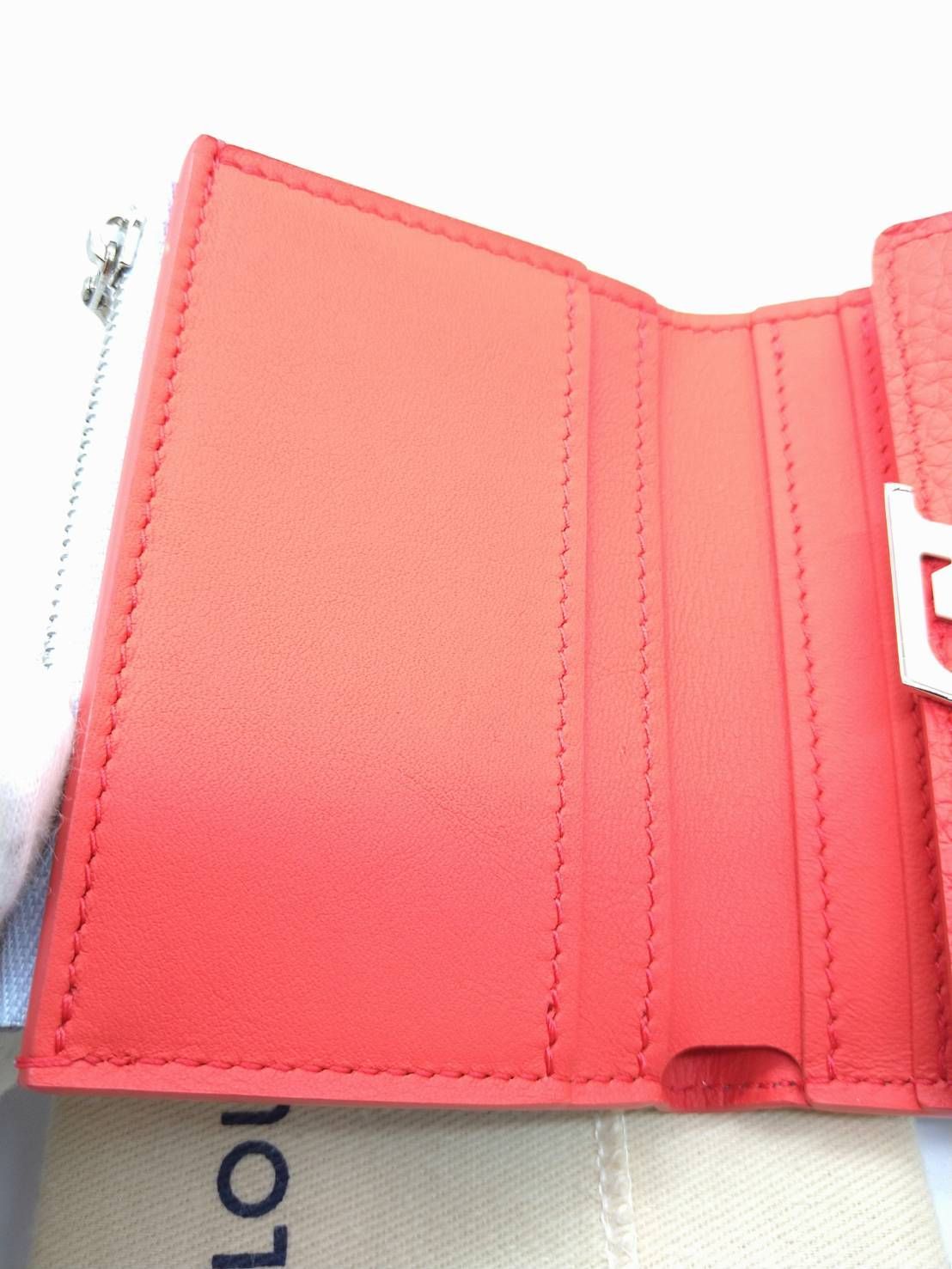 美品】LOUIS VUITTON ルイヴィトン ポルトフォイユ カプシーヌ