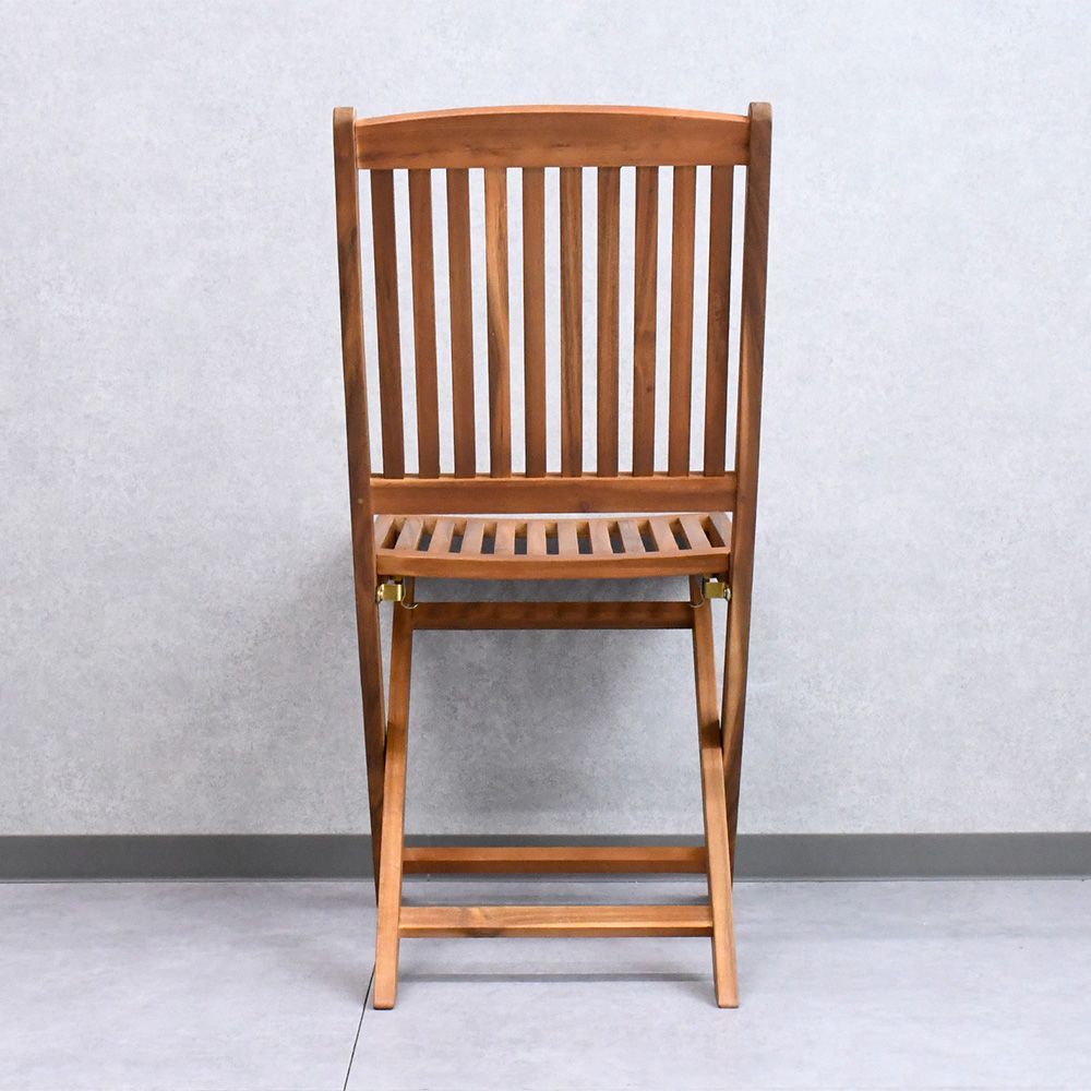 アカシア材の折り畳みチェア２脚まとめて　キャンプアウトドアガーデン アカシア材の折り畳みチェア2脚まとめて キャンプアウトドア