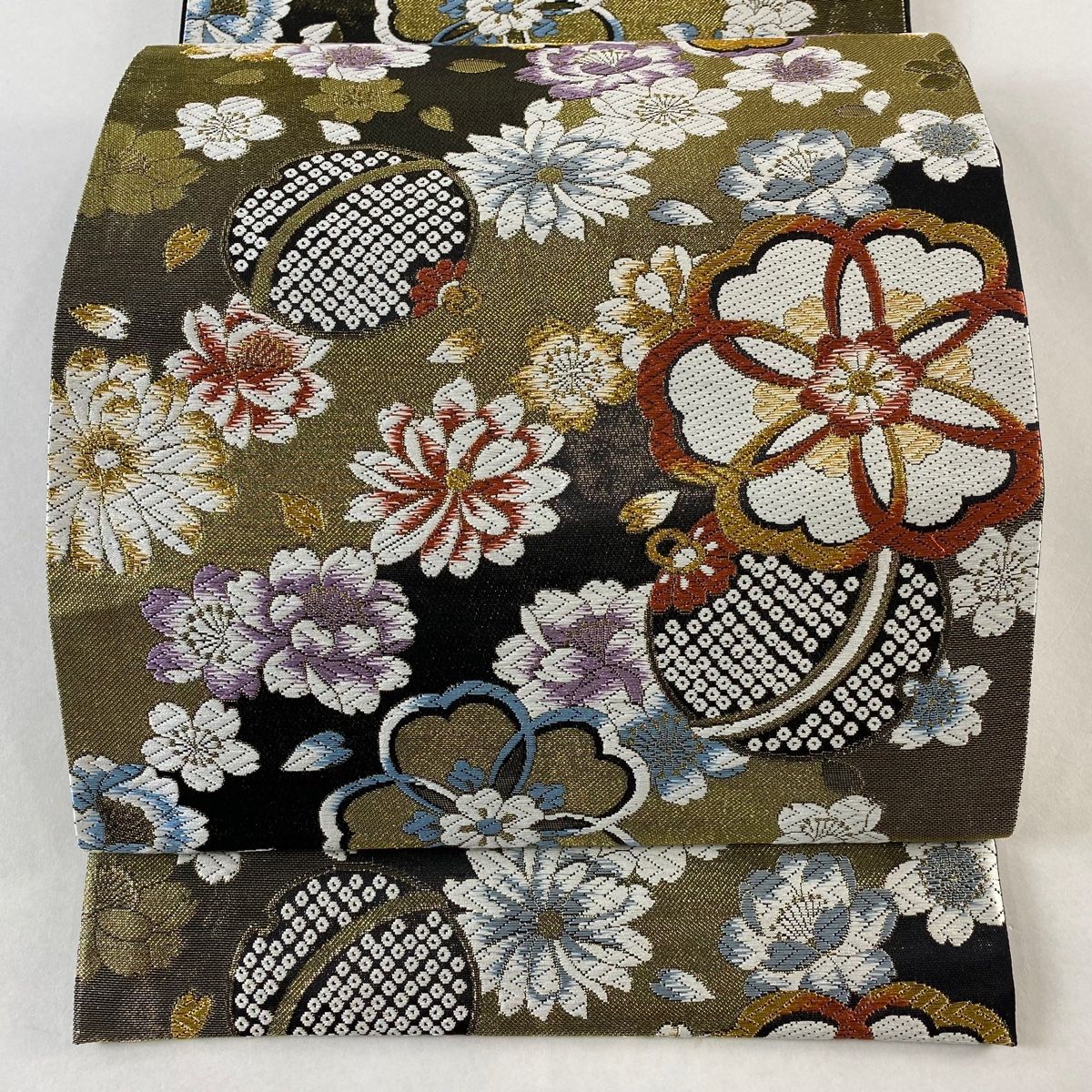 袋帯 美品 秀品 鈴 桜 唐織 箔 黒 六通 正絹 【中古】 - メルカリ