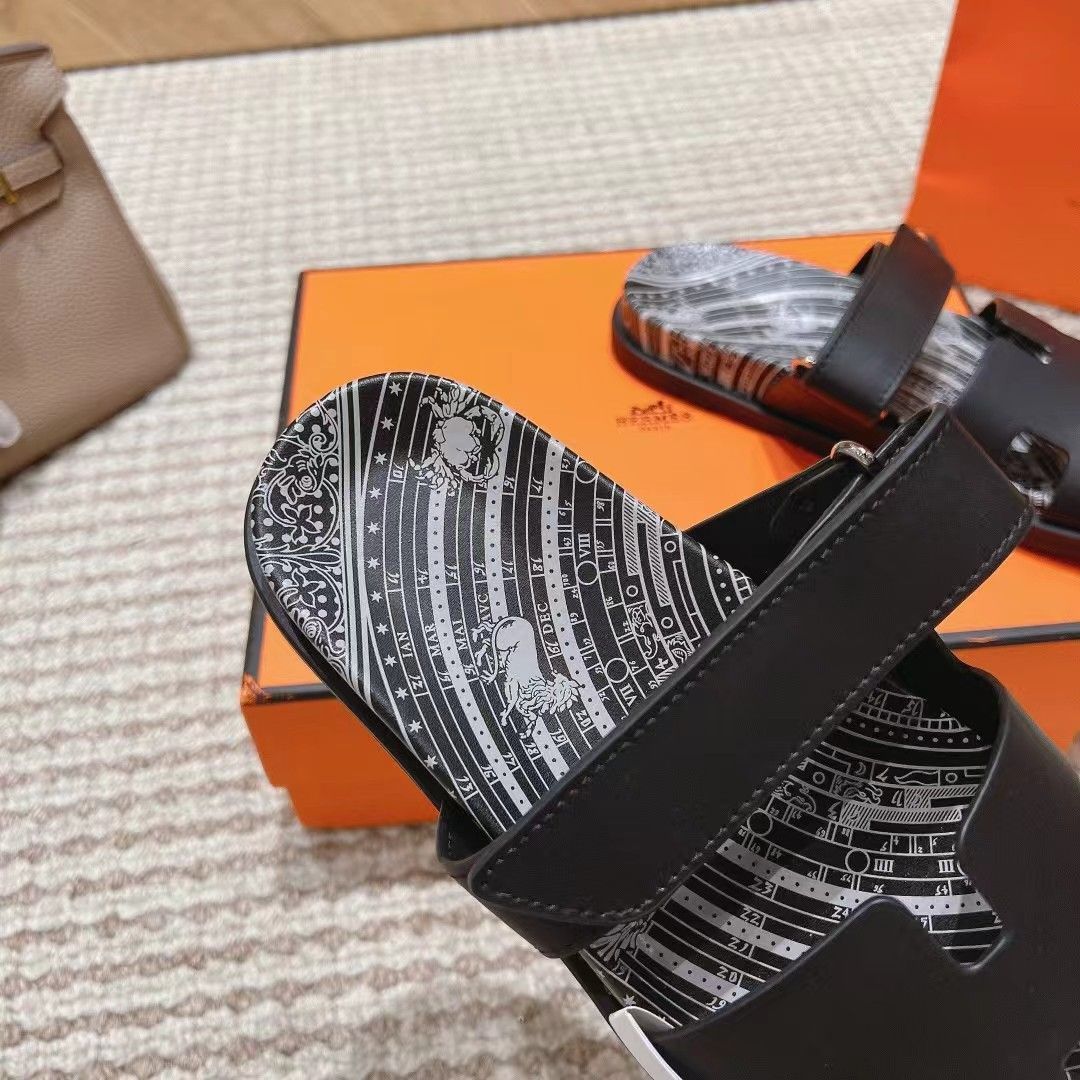 エルメス HERMES メンズサンダル カーフ 占星術 黒 新品未使用 - メルカリ
