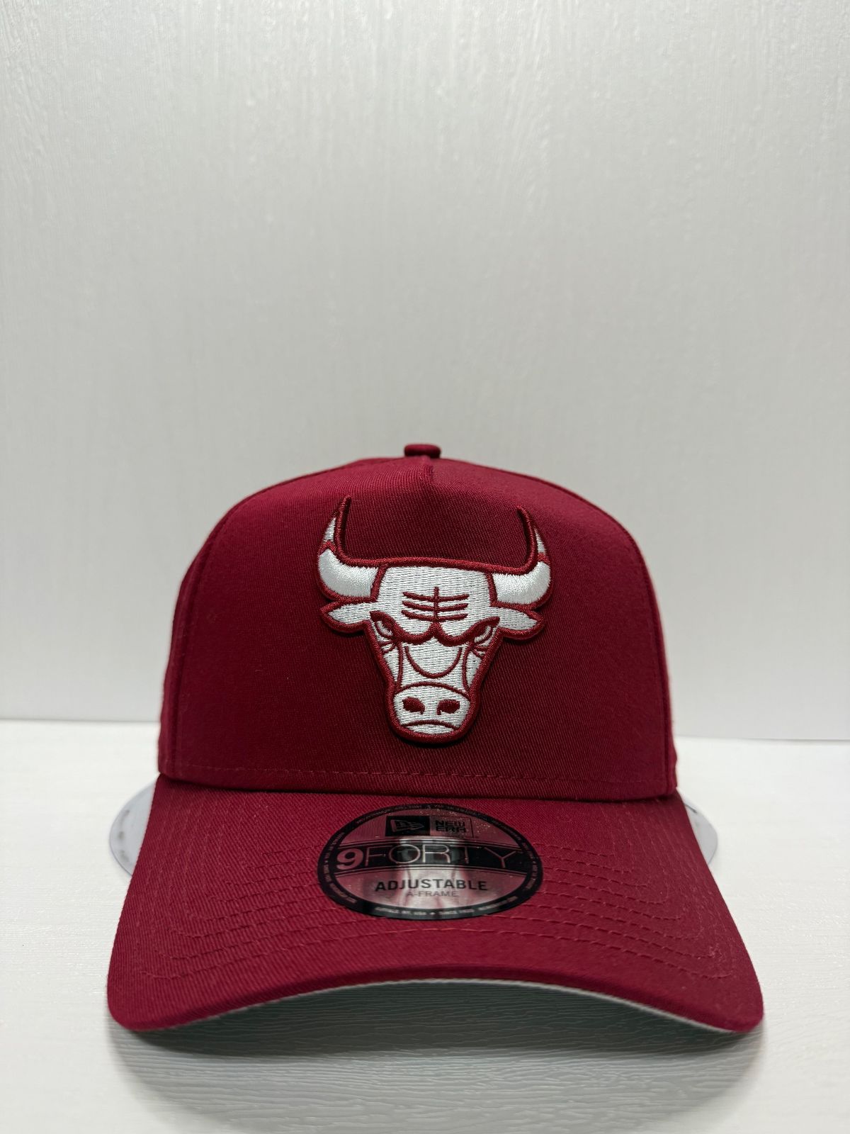 Newera シカゴブルズ 6×チャンピオンズ 9forty A-FRAME スナップバックキャップ レッドカラー