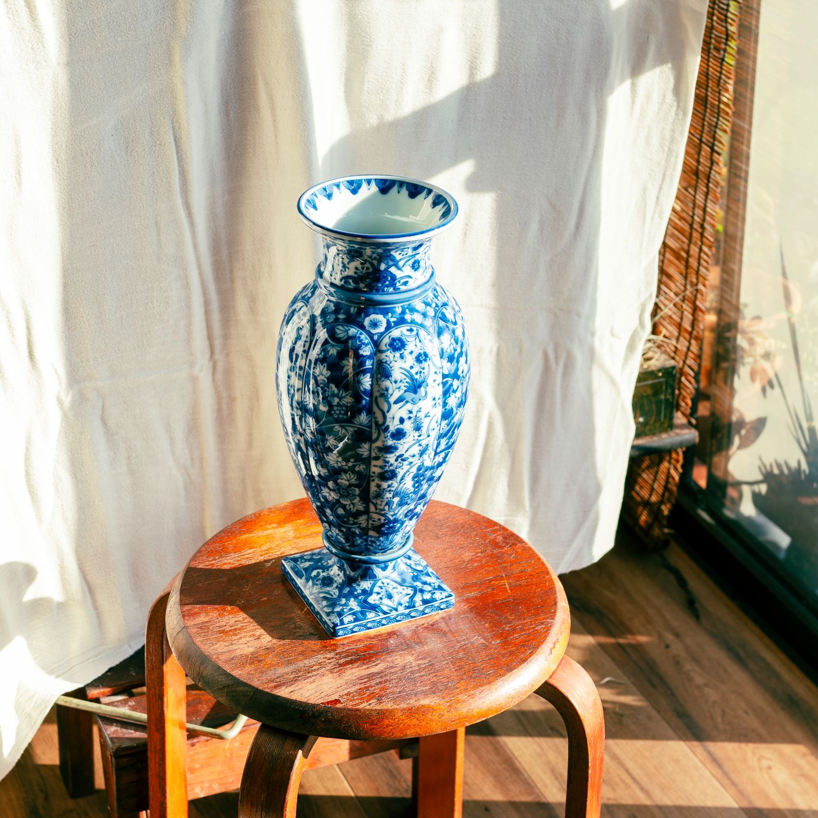 楽天市場】陶器 フラワーベース ブルー ヴィンテージ風 カラフル 花瓶 ベース 一輪挿し 花器 インテリア おしゃれ セラミック オブジェ  IZ70381S : rocca rocca 陶器　ブルー　フラワーベース　花瓶　花器　インテリア