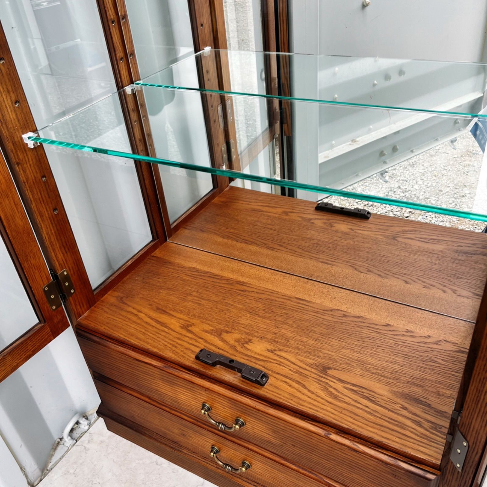 取付無料！カリモク家具 ディズニースタイル 天然木おしゃれアンティーク食器棚 取付無料！カリモク家具 ディズニースタイル 天然木おしゃれ