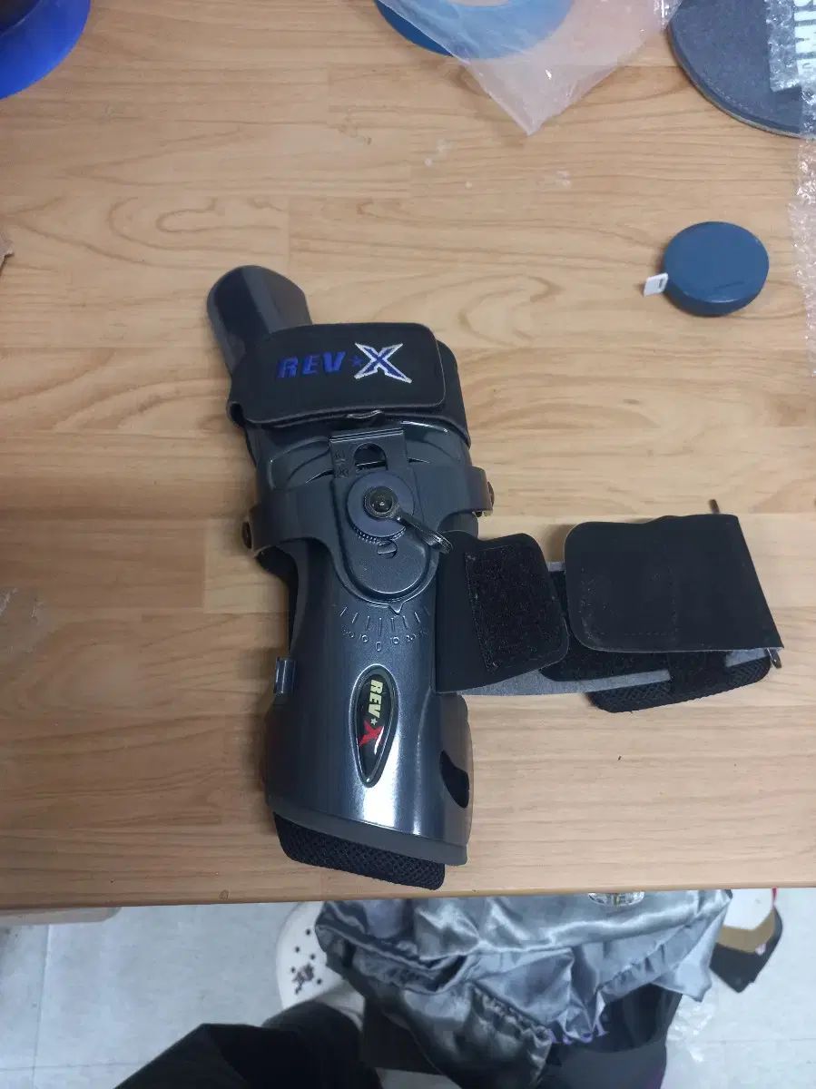 ボーリングサポーター レブエクス COBRA コブラ 型 サイズS 右手用