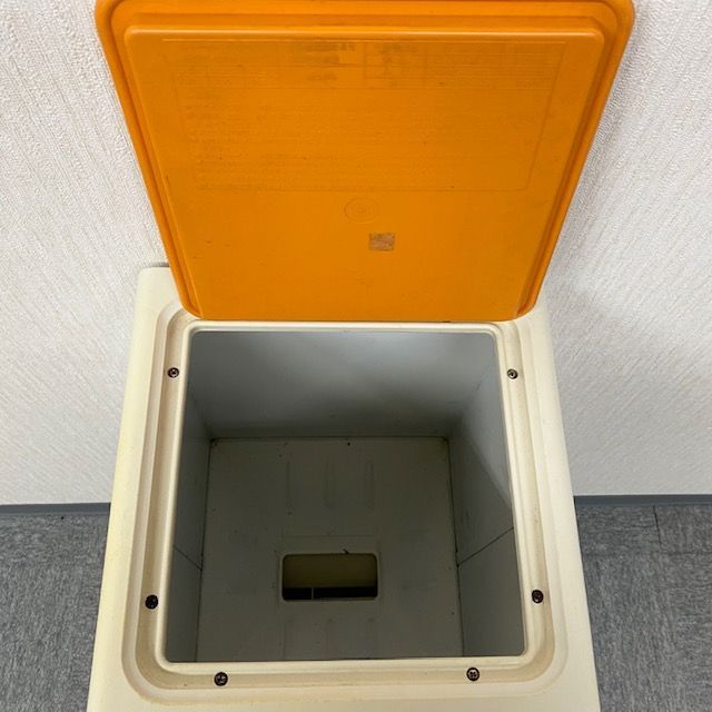 タイガー　米びつ　レトロ タイガー 米びつ レトロ