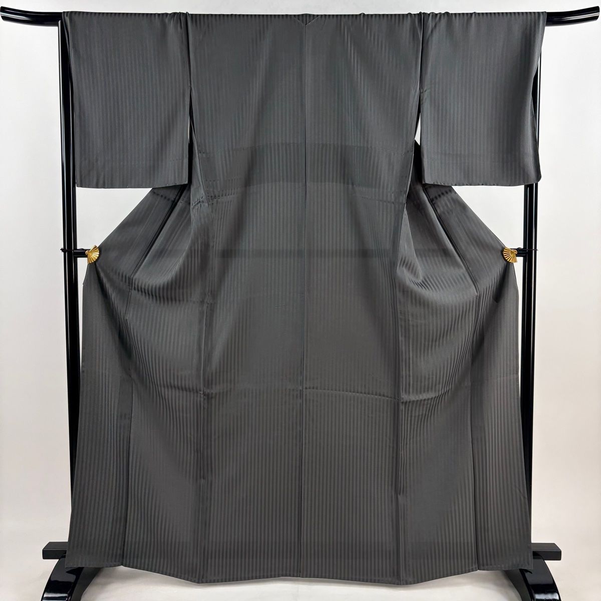 色無地 身丈165cm 裄丈67.5cm L 単衣 地紋 灰色 正絹 名品