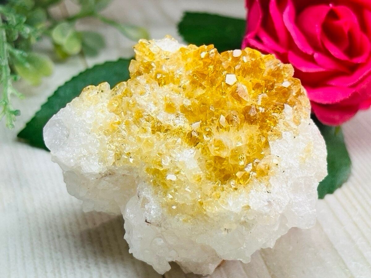 恋愛・ビジネス✨　シトリンクォーツ　黄水晶　原石　ラフストーン　クラスター 恋愛・ビジネス✨ シトリン 黄水晶 原石 ラフストーン