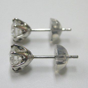 ダイヤモンド ピアス 一粒 0.4カラット プラチナ 鑑定書付 0.4  