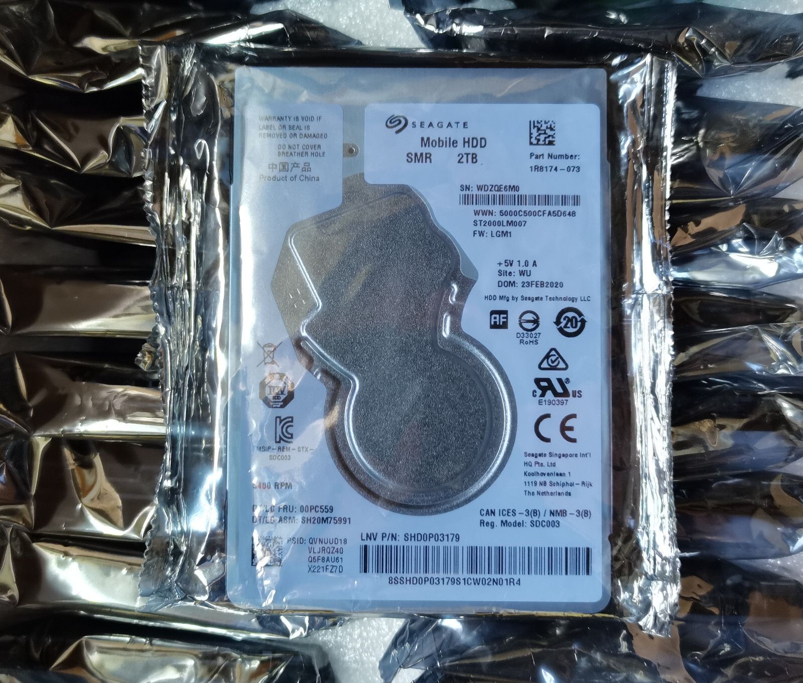 Seagate 2TB ST2000LM007 128MB SATA 6Gb|s 2.5 ラップトップ HDD ハードディスク ドライブ -7mm