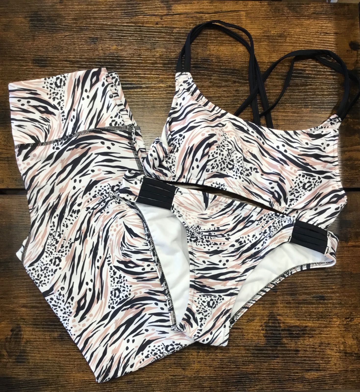 Bikini -