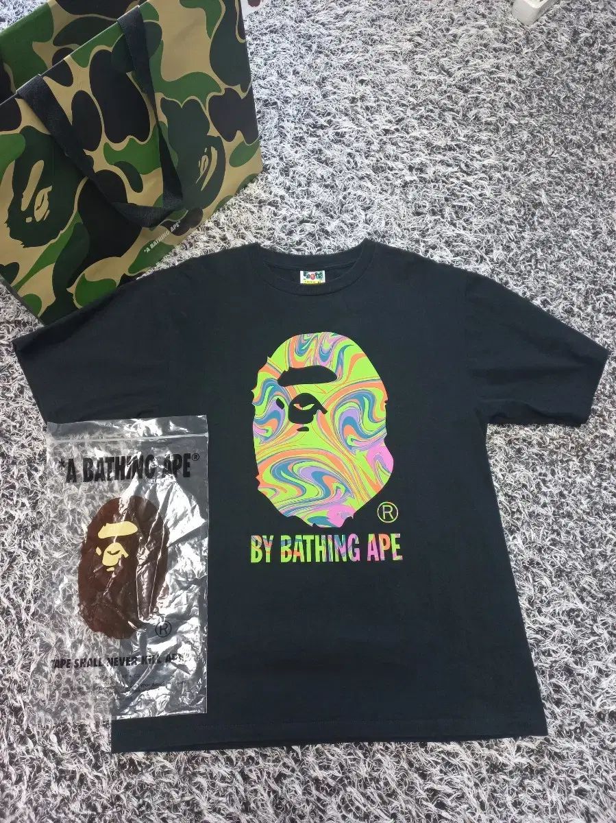 A BATHING APE(アベイシングエイプ) 半袖Tシャツ 正規品 メンズ XL サイズ ほぼ新品 完璧な 欠陥なし