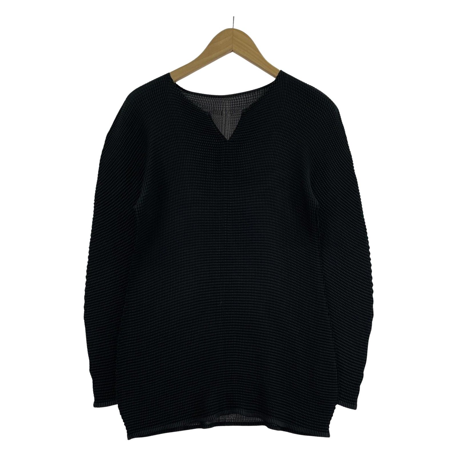 Me by Isseymiyake トップス me ISSEY MIYAKEトップス - メルカリ
