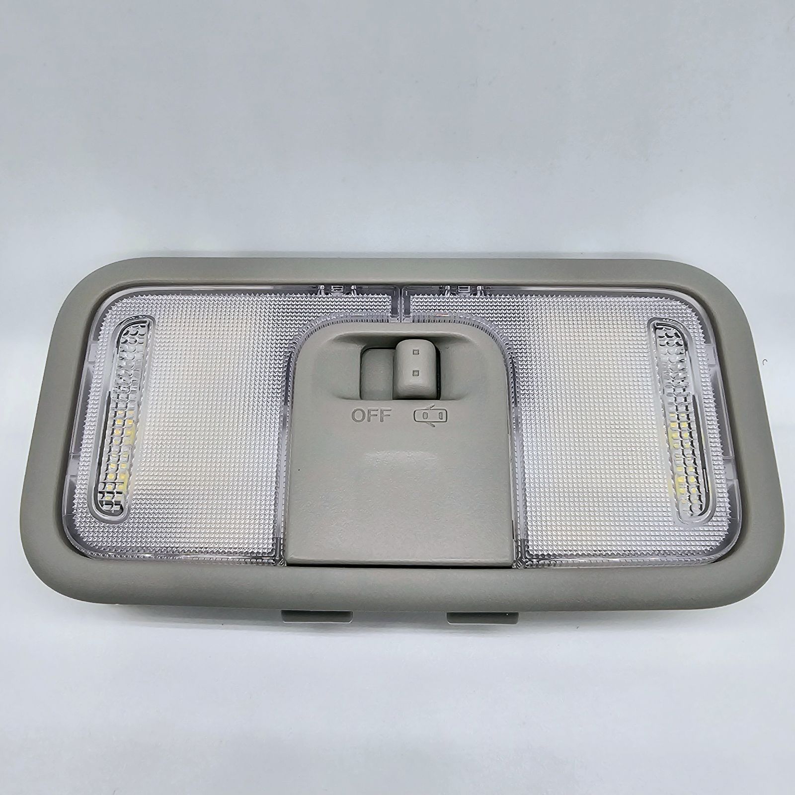 まです。 Front Interior Map Lamp Assy for 90-97 80 Series [81260