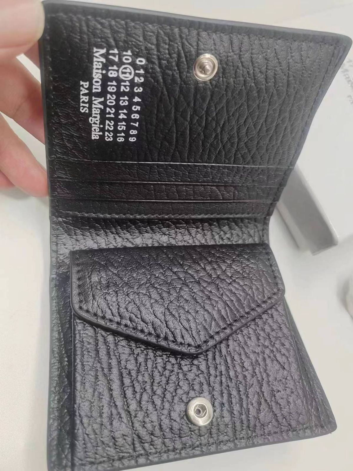 コンパクト財布