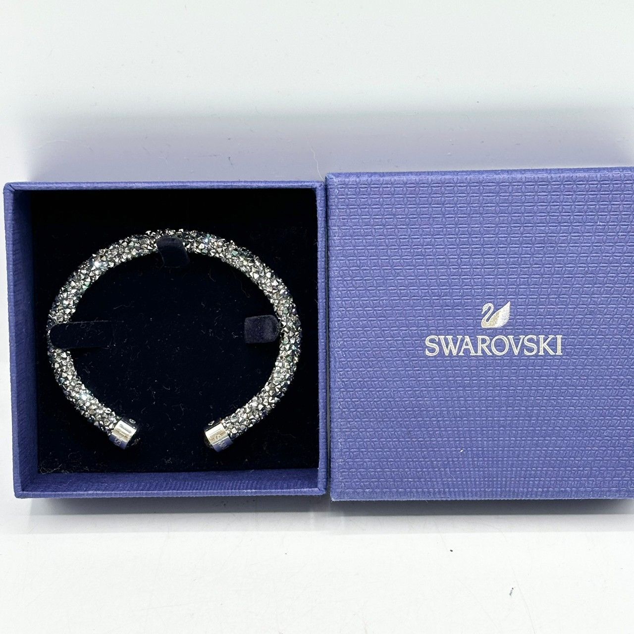 スワロフスキー　バングル　ブレスレット　ローズゴールド　Mサイズ　箱付 スワロフスキー バングル ブレスレット ローズゴールド Mサイズ 箱付