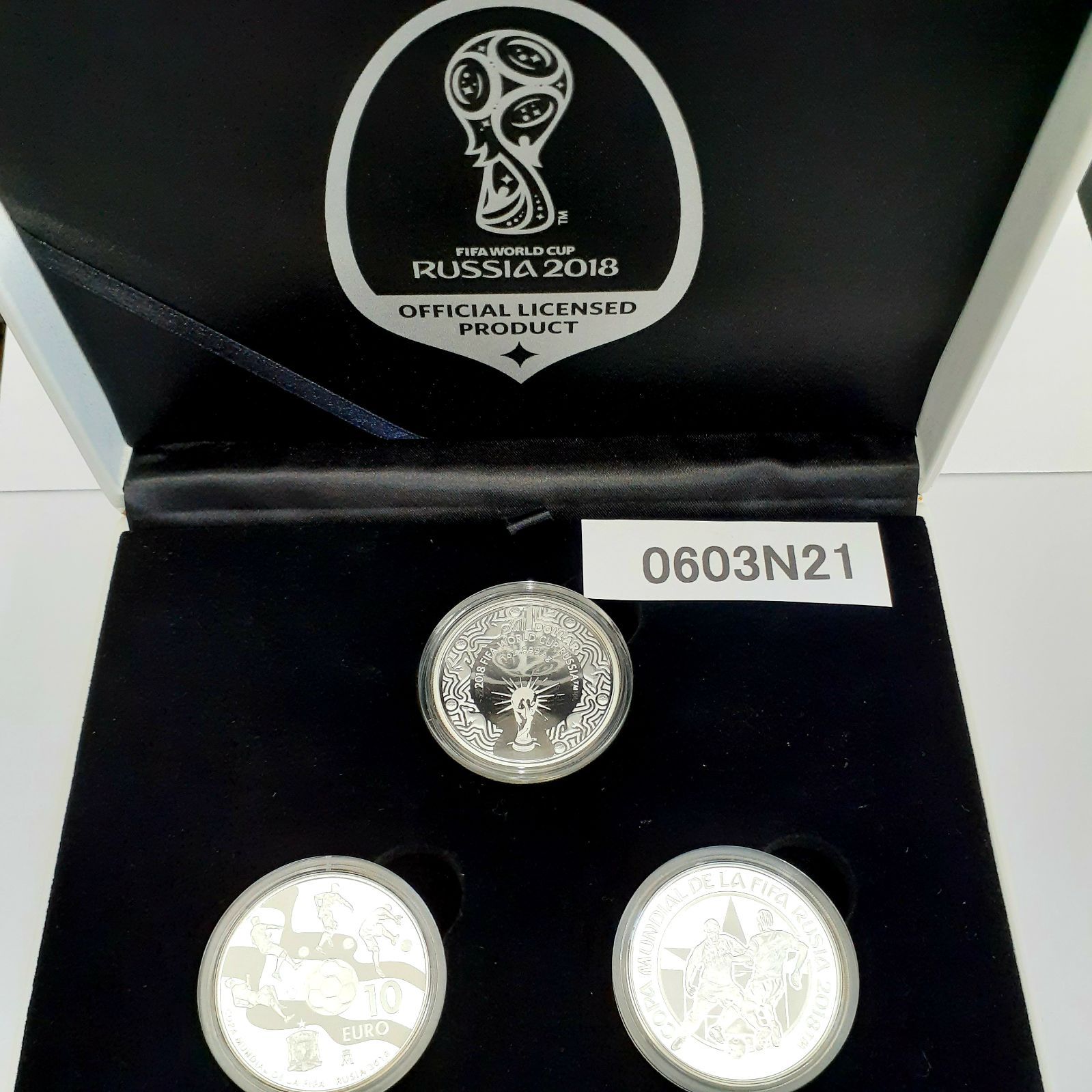 2018年 FIFAワールドカップロシア公式記念銀貨 3種セット - メルカリ
