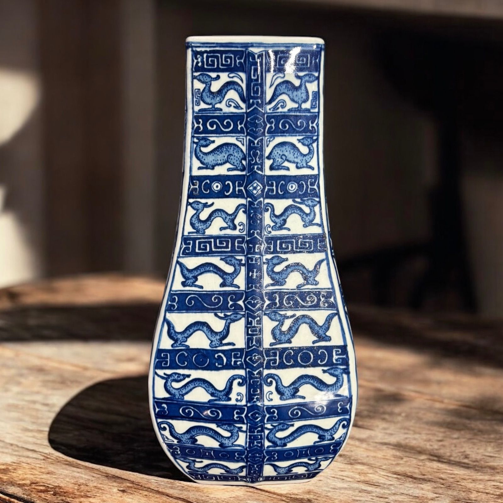 骨董・時代の美品】中国古玩 龍巻き 壺/壷/つぼ/花器/花瓶/フラワーベース 美術品・アンティーク・コレクション