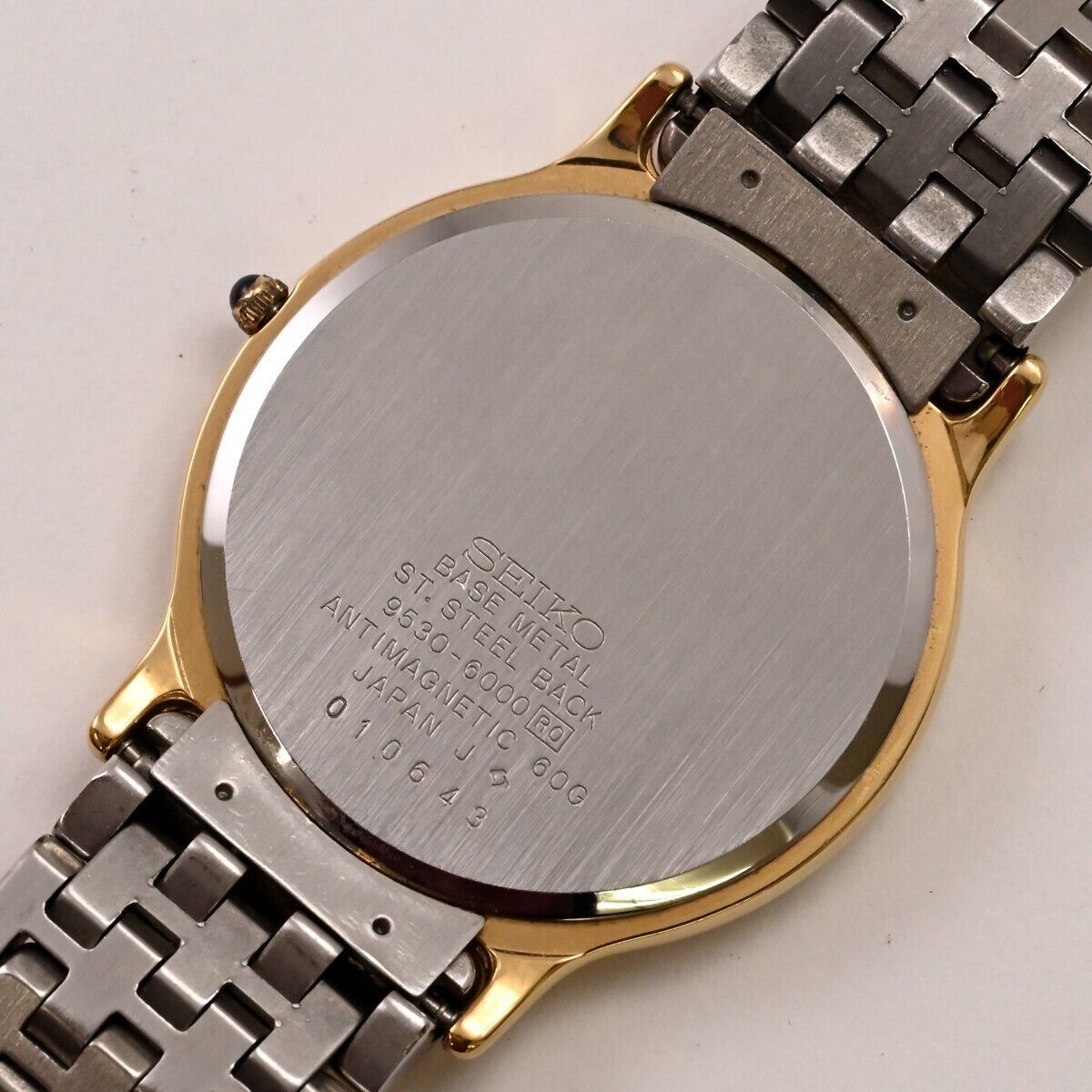 ヴィンテージ Seiko Dolce 9530-6000 Gold Dial Men's Quartz Dress