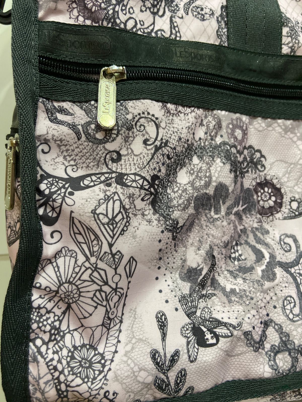 LeSportsac ハート柄 ボストンバッグ レスポートサック ハート総柄 LeSportsac ハート柄 ボストンバッグ レスポートサック ハート総柄
