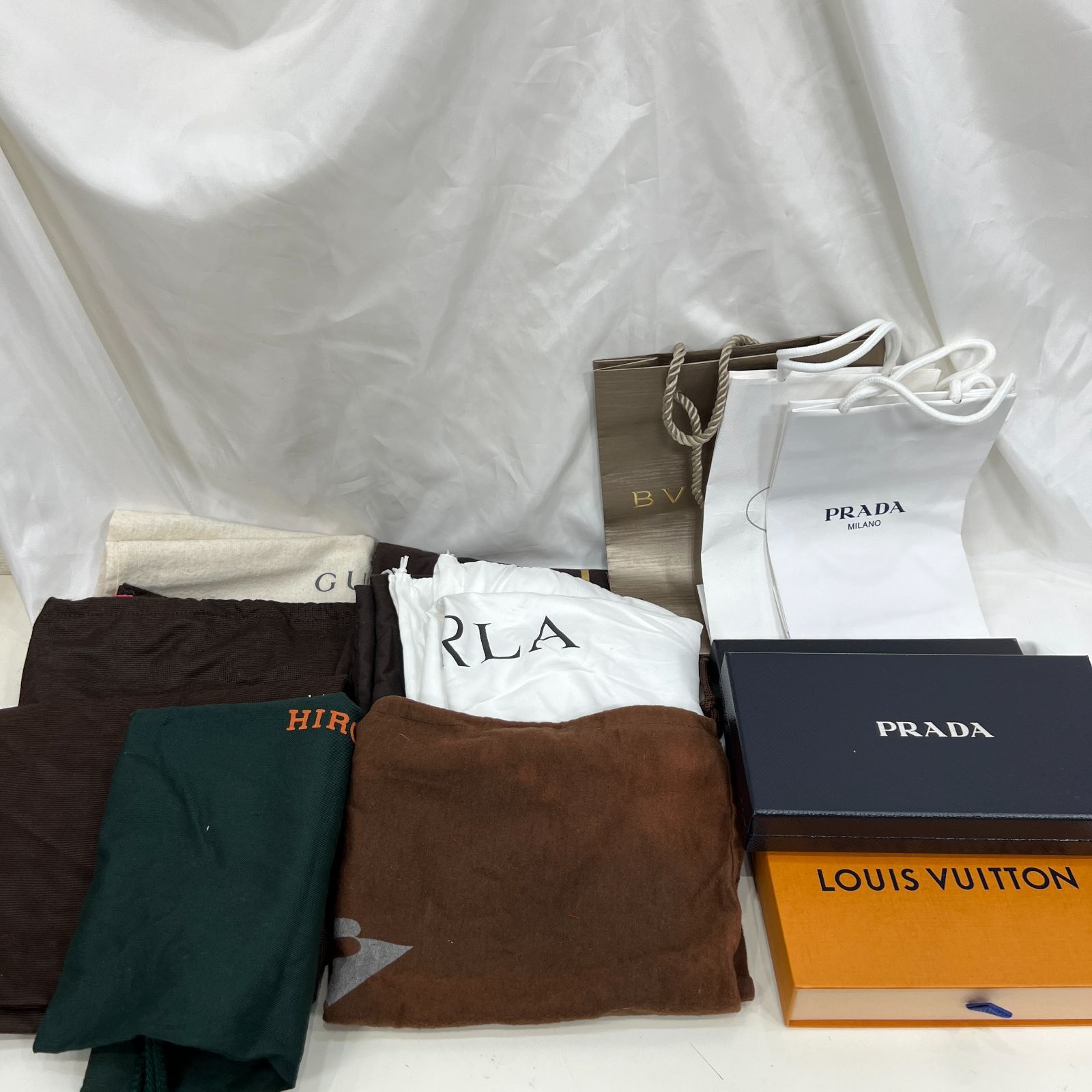 A【まとめ売り】ショップ袋 ショッパー 空箱 Louis Vuitton A【まとめ売り】ショップ袋 ショッパー 空箱 Louis Vuitton