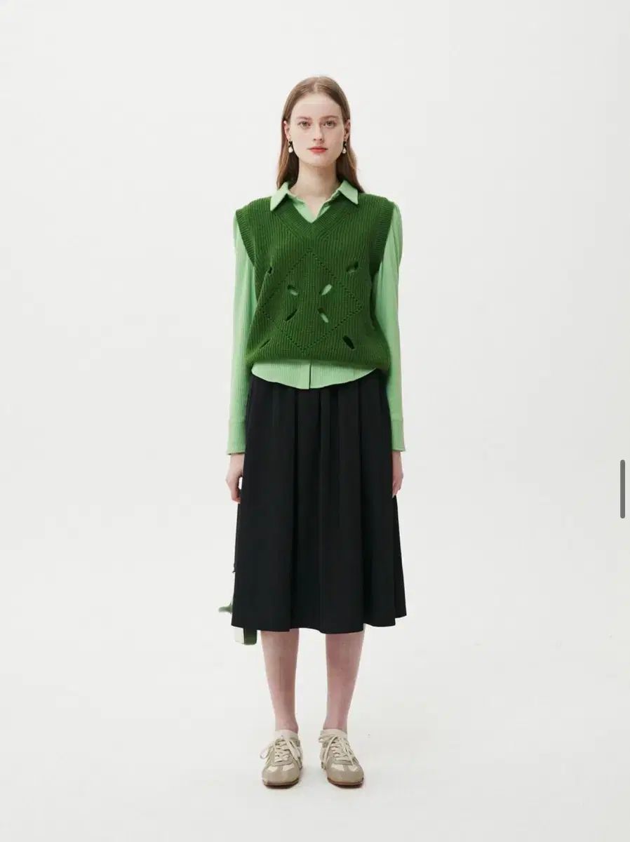雷市場（ポンジャン）商品韓国直送】 MOONSUN Argyle Hole Knit Vest 