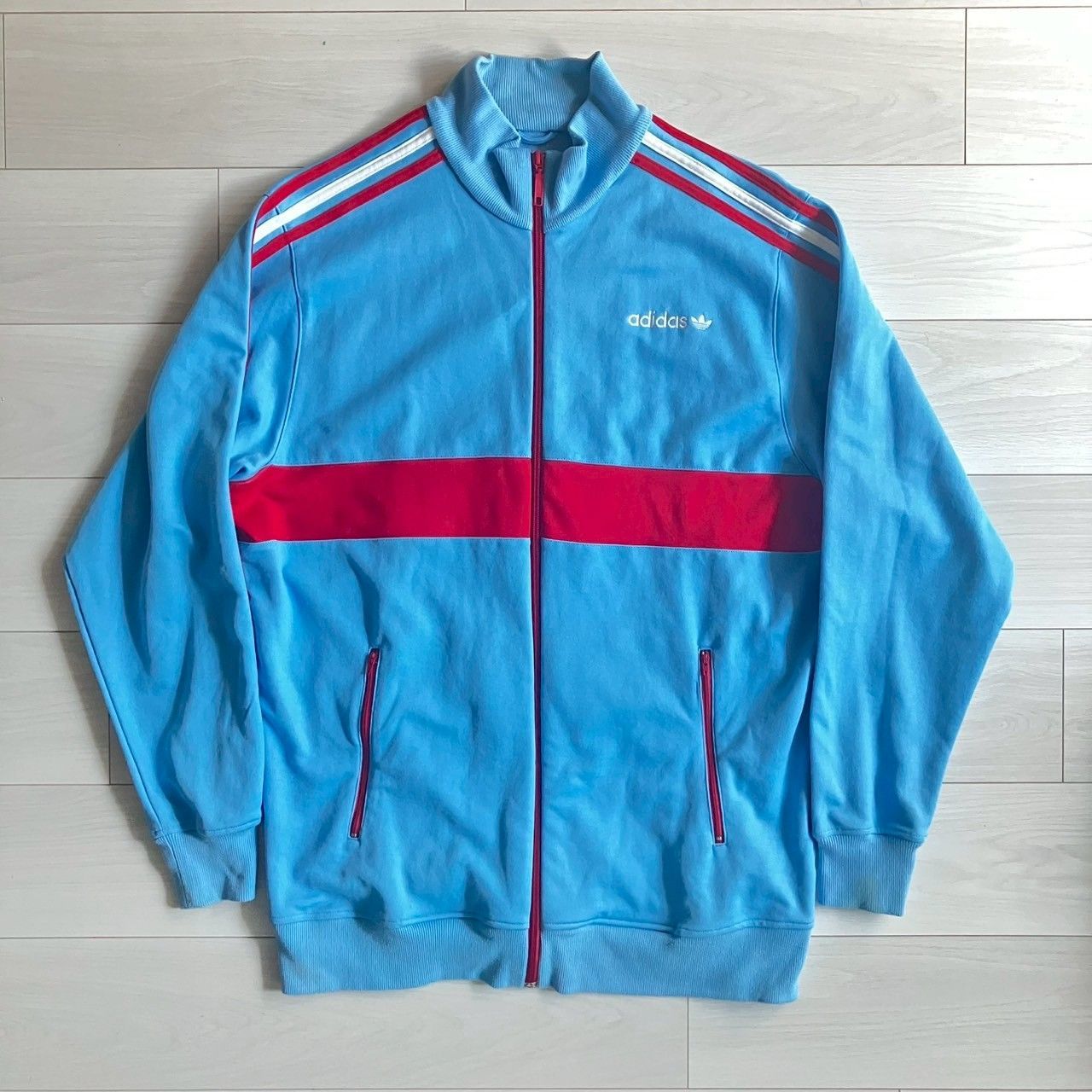 松村北斗着用 アディダスオリジナルス adidas originals トラック