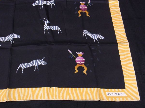 【新品・未使用】BVLGARI ブルガリ シルク スカーフ ストール ブラック □新品□未使用□ BVLGARI ブルガリ シルク100% 総柄 スカーフ