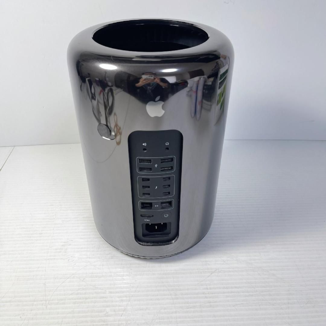 Apple Mac Pro Late 2013 Model:A1481//Intel Xeon E5 12コア 2.7GHz /メモリ 32GB DDR3/SSD 512GB