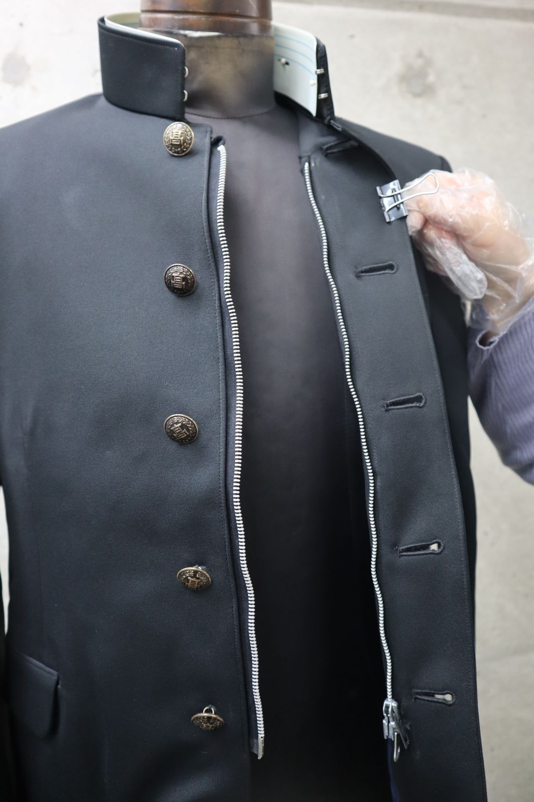 変形学生服