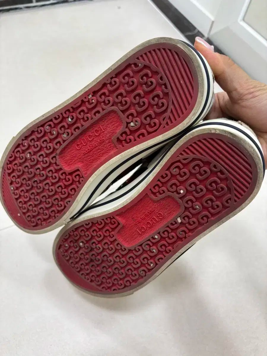 GUCCI(グッチ) テニス 1977 スニーカーズ ベージュ （ 240