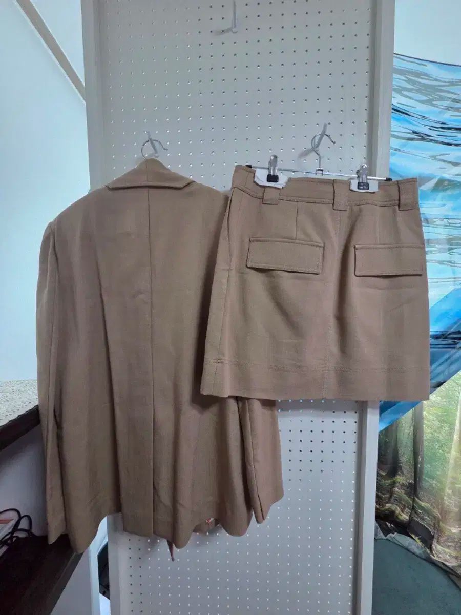 ラッキーシュエトゥ カラー