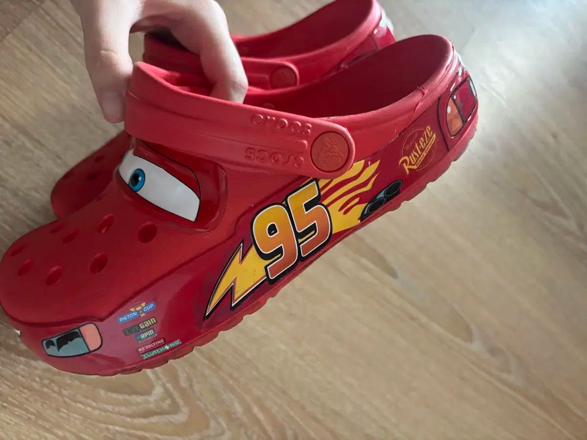 crocs クロックス カー クラシック klogg クロッグ ライトニング alexander mcqueen アレキサンダーマックイーン